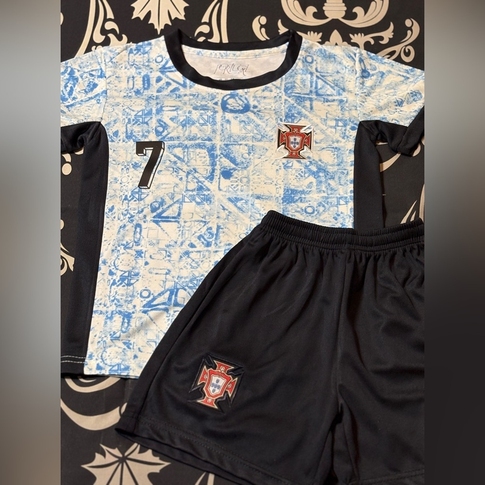 Cristiano Ronaldo Blue away Kids Size Medium youth Soccer Jersey - Ships Today - Picture 5 of 6